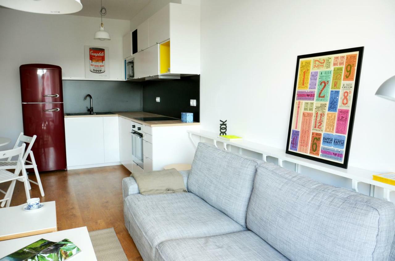 Brand New Apartment. Parking Spot Included! Pressburg Exterior foto